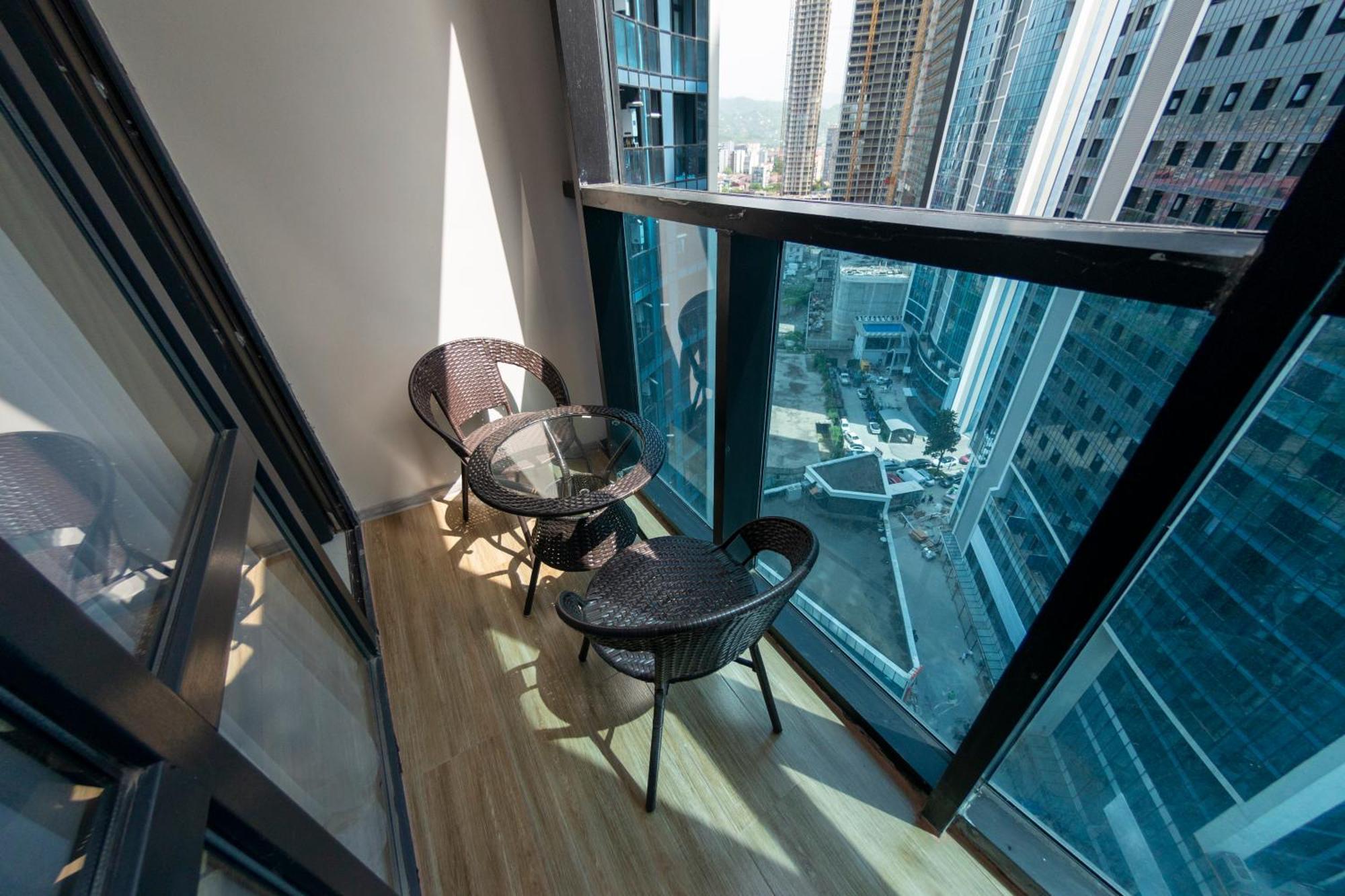 Dar Tower Apartment Batumi